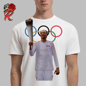 Olympics Paris 2024 Made Snoop Dogg Hold The Biggest Torch Blunt Funny Unisex T-Shirt